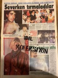 HAFTA SONU DERGİ - GAZETESİ DOĞUM GÜNÜ HEDİYESİ (TURKİSH -MAGAZINE - NEWSPAPER) - TAM TAKIM 8 SAYFADIR - 30 EKİM 1987 - Sayı:44- işte Sibel Egemen’in ateşli yatağı-Cemre yaz-Nil Burak-Tarık Tarcan-Müjde âr-ahu Tuğba-küçük Emrah genç kızların elinden zor kurtuldu-Ünal Kutsal-Emel Sayın-Coşkun Sabah-Semra Türel-Yüksel Çağlayan-Güneri Tecer-Yüksel Çağlayan-Harika Avcı-Ümmü Gülsüm-Harika Avcı-İbrahim Tatlıses-Aydemir Akbaş-Güneri Tecer-tutkunun bedeli-Cihan Ünal-harika avcı-fatoş Sezer-Mesut Üstüntaş-Mesut Sürmeli-Yavuz eryılmaz-Kadir tuğcu-Mehmet Ali erbil-Aysun Erman-Serpil Çakmaklı-Sezen Aksu-Seracettin Erman-Lale Oraloğlu-Fatma Girik-Metin Tekin-Müjdat Gezen-Cenk Koray-Hakkı Koşar-Sadiye Acun-Merve İldeniz-Neva Serezli-Sema Yunak-Tarık Akan-Yüksel Şengül-Mustafa Tınaz-Cemile Hüdür-Ramazan Hüdür-Bilge Güner-Karacabey Savcı-İsmet Selçuk-Erdinç Dinçer-Mehmet Hüdür-Erol Taş-Lütfü Küçük-Cenk Koray-Ayşe Mine-Gökben-Samime Sanay-Behçet Kemal Çağlar-Lütfü Küçük-Halis Serbest-Oktay Ensari-Hayre