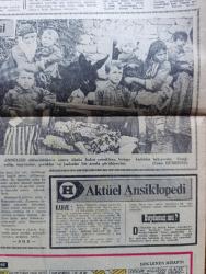 Hürriyet Gazetesi - Turkish Newspaper - 4 aralık 1971 - 14 bakanın kabineden çekilmesi üzerine Nihat Erim istifa etti - Mahir Çayan'ın arkadaşları hep birlikte ayaklanıp askerlerle kavga etmişlerdir Fotoğrafı - Sanıklar muhafızlara tekme tokat saldırdı - idamı istenen sanıklardan Rüçhan Manas askerlere bağırırken mahkeme başkanı Albay Vecdi Müftüoğlu araya girdi fotoğraf -İstanbul 3 nolu Sıkıyönetim mahkemesinde Dün duruşma sırasında çıkan olaylar -Nihat Erim Adalet Partisi Genel Sekreteri Nizamettin Erkmen ile görüştü - Süleyman Demirel Mütalaa serdedecek durumda değilim dedi - Mahir Çayan ve 4 arkadaşının kaçma olayı ile ilgili 11 asker tutuklandı - Tarkan yazan ve çizen Sezgin Burak - gurbetteki sevgili yazan ve çizen Faruk Geç - Orgeneral Faik Türün İstanbul'a döndü - İstanbul İzmir Ankara Radyosu Programı - 14 bakan 26 Mart'tan 3 Aralığa kadar Erim kabinesinde kaldı - Başbakan yardımcısı Sadi Koçaş Fotoğrafı - İçişleri Bakanı Osman Olcay fotoğraf - Ulaştırma Bakanı Cahit Karakaş -