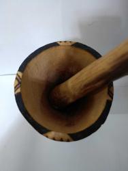 YEKPARE AĞAÇTAN  OYULMUŞ EL YAPIMI KALLAVİ BOY HAVAN