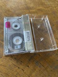 ZÜLFÜ LİVANELİ - NEYLERSİN - KASET