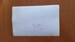 TÜRKİYE CUMHURİYETİ 2. CUMHURBAŞKANI İSMET İNÖNÜ'NÜN ÖLÜM YILDÖNÜMÜ OLAN 25 ARALIK 1979'DA DÜZENLENEN ANMA TÖRENİNDE İNÖNÜ AİLESİNİN BİR ARADA OLDUĞU ANLARIN ORİJİNAL 3'LÜ FOTOĞRAF SETİ - 18 x 12 cm EBADINDA - MEVHİBE İNÖNÜ, ÖMER İNÖNÜ, ERDAL İNÖNÜ ve İNÖNÜ AİLESİNİN MENSUPLARI BİR ARADAYKEN ÇEKİLMİŞ 3 FARKLI KARE. 1979