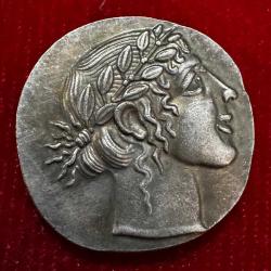 ANTIK YUNAN MADALYON / PARA #8