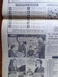 Hürriyet Gazetesi - Turkish Newspaper - 16 Mart 1971 - Cevdet Sunay'ın millete mesajı yeni devir başladı dedi - İsmet İnönü derhal seçim istedi - parlamento artık görev yapamaz - Amerikalının arabasını çalan 4 kişi banka soydu - Türk Ticaret Bankası Erenköy şubesinin ana kasasını açtıran soyguncular 15 bin lirayı alarak kaçmışlardır Fotoğrafı - Parti liderlerine verilen muhtıranın tam metni - silahlı kuvvetler ümitsizliklere saptırılmıştır - Cevdet Sunay Süleyman Demirel'e istifa gerekçesi olarak sağlık durumumuzu gösterin demiş - başlık yazan ve çizen Faruk Geç - İstanbul Ankara İzmir Radyosu Programı - serbest kürsü herkese söz hakkı yöneten Tahsin Öztin -  Arçelik termosifon - iki öğrenci Bir Amerikan kitabevini basarak müdür Paul Herman'ı yaraladı - Cevat Fehmi Başkut dün vefat etti - Cemal Kamacı 63'5 kilo Avrupa şampiyonu Roque'la dövüşüyor Fotoğrafı - haftanın başarılı takımı Beşiktaş - haftanın hakemi Sedat Özselçuk - haftanın antrenörü Göztepe antrenörü Adnan Süvari -