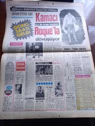 Hürriyet Gazetesi - Turkish Newspaper - 16 Mart 1971 - Cevdet Sunay'ın millete mesajı yeni devir başladı dedi - İsmet İnönü derhal seçim istedi - parlamento artık görev yapamaz - Amerikalının arabasını çalan 4 kişi banka soydu - Türk Ticaret Bankası Erenköy şubesinin ana kasasını açtıran soyguncular 15 bin lirayı alarak kaçmışlardır Fotoğrafı - Parti liderlerine verilen muhtıranın tam metni - silahlı kuvvetler ümitsizliklere saptırılmıştır - Cevdet Sunay Süleyman Demirel'e istifa gerekçesi olarak sağlık durumumuzu gösterin demiş - başlık yazan ve çizen Faruk Geç - İstanbul Ankara İzmir Radyosu Programı - serbest kürsü herkese söz hakkı yöneten Tahsin Öztin -  Arçelik termosifon - iki öğrenci Bir Amerikan kitabevini basarak müdür Paul Herman'ı yaraladı - Cevat Fehmi Başkut dün vefat etti - Cemal Kamacı 63'5 kilo Avrupa şampiyonu Roque'la dövüşüyor Fotoğrafı - haftanın başarılı takımı Beşiktaş - haftanın hakemi Sedat Özselçuk - haftanın antrenörü Göztepe antrenörü Adnan Süvari -