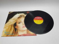 EMEL SAYIN	SEVGİSİZ YAŞAYAMAM