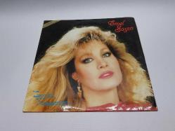 EMEL SAYIN	SEVGİSİZ YAŞAYAMAM