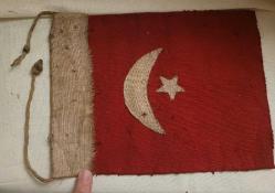 ESKİLERDEN ASKER GÖĞÜS CEBİ BAYRAĞI. EL DİKİMİ. KOLEKSİYONLUK.