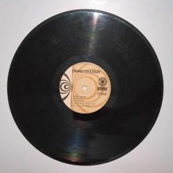 Orhan GENCEBAY Batsın bu dünya DÖNEM LP kapaksız