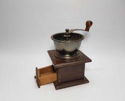 ANTİKA KAHVE DEĞİRMENİ