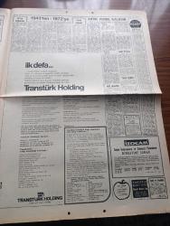 Hürriyet Gazetesi - Turkish Newspaper - 13 Şubat 1972 - CHP ortak grup toplantısında Bülent Ecevit'i suçlayan İsmet İnönü artık perde kalksın dedi - İsmet İnönü ve Bülent Ecevit'in barışması için önerge verildi - Adalet Partisi'nin 12. Kuruluş yıldönümü şarkılı türkülü gecede kutlandı  Fotoğraf - Adalet partililer Özellikle halk türküeri sanatçısı Yıldız Ayhan'ı dinlerken coşmuşlardır Fotoğrafı - gecenin ilginç anlarından biri de üzerine kıratlı elbise giymiş bir çocuğun Süleyman Demirel Nazmiye Demirel çiftinin ilgisi ile karşılaşması oldu Fotoğraf - Hürriyet Londra muhabiri Nuyan Yiğit Adana konferansının kayıtları için günlerce İngiliz arşivlerinde çalıştı Fotoğrafı - İstanbul Ankara İzmir Radyosu Programı - Tarkan yazan ve çizen Sezgin Burak - gurbetteki sevgili yazan ve çizen Faruk Geç - püf noktası hazırlayan Leyla Soykut - Alain Delon Mireille D'Arc için 40 bin liraya gece elbisesi aldı Fotoğrafı - öldürülen EOKA lideri Polikarpos Yorgacis'in eşi kocasının arkadaşıyla evleniyor
