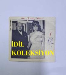 SUDAN ve MISIR'IN ESKİ KRALI PRENS FARUK'UN ALMANCA DERGİDEN KESİLME FOTOĞRAFI - 5 x 5 cm EBADINDA -