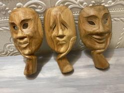 3 adet tiyatro maskesi