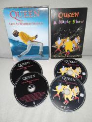 Cd & Dvd QUEEN - LIVE AT WEMBLEY STADIUM 25th ANNIVERSARY EDITION. Orijinal. Avrupa baskı. Toplam 4 disk. 2 cd ve 2 dvd den oluşuyor. Diskler 10 üzerinden 9.5 sorunsuz çalışıyor. Digipack in fotoğrafta görülen kısmında yırtık ile cd plastiginde kullanımı etkilemeyen kırık var.