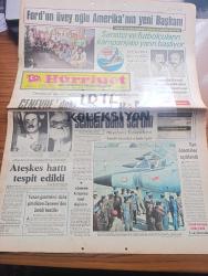 Hürriyet Gazetesi - Turkish Newspaper - 10 Ağustos 1974 - Ford'un üvey oğlu Gerald Ford Amerika'nın yeni başkanı oldu - sanatçı ve futbolcuların yeni bir Yavuz istiyoruz kampanyası yarın başlıyor - Cenevre'de Kıbrıs için son sözümüz söyledik federasyon - Cenevre anlaşması soyut değildir - Lefkoşe hattında hücuma kalkan Rumlar püskürtüldü - sıcak savaşın öbür yüzü yazı dizisi - televizyonda bugün - Fahri Korutürk köşkte Bülent Ecevit'e sordu neden Londra - büyük pasaport yolsuzluğunun elebaşısı Timurhan Üşümüş tespit edildi - Bursa fuar aile gazinosu Gönül Yazar tam sayfayı ilan - Bursa fuar aile gazinosu Murat Soydan Ayla Algan Bedia Akartürk Sevgi Can Gökben ayrıca Sadri Alışık tam sayfa ilan - spor yazarları kupası'nda 2. raund Galatasaray Beşiktaş Fotoğraf - Fenerbahçe seyirciden şikayetçi - silahlı kuvvetler için İzmir'de dörtlü turnuva - Amerika Birleşik Devletleri başkanı Richard Nixon yargıç önünde fotoğraf - Amerika'nın 1 nolu kadını Elizabeth Bloomer Ford eski bir dansöz Foto