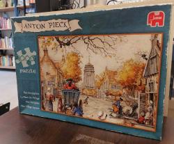 Puzzle - Jumbo 1000 Parça The Village Square  Anton Pieck