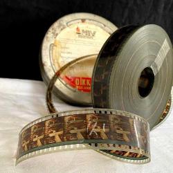 1985 Milliyet Film Arşivi Demir Kutusunda Sinema Filmi