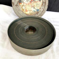 1985 Milliyet Film Arşivi Demir Kutusunda Sinema Filmi