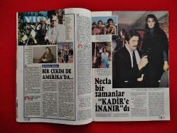 Tv'de Yedigün Gong Dergisi - 30 Mayıs 1988 - Sayı: 22 - Tanju Çolak, Galatasaray, Cem Duna, Demet Akbağ, Ahmet Altan, Nazan Şoray, Necla Nazır, Kadir İnanır, Ajda Pekkan, Cüneyt Arkın