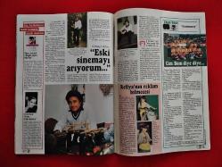 Tv'de Yedigün Gong Dergisi - 30 Mayıs 1988 - Sayı: 22 - Tanju Çolak, Galatasaray, Cem Duna, Demet Akbağ, Ahmet Altan, Nazan Şoray, Necla Nazır, Kadir İnanır, Ajda Pekkan, Cüneyt Arkın