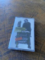 İBRAHİM SADRİ - SENSİZ YARIM - KASET (JELATİNİNDE)