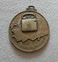 Türkiye İş Bankası 1 Milyar Mevduat Hatırası Anahtarlık Ucu 1956