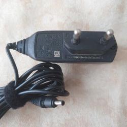 Nokia ACP- 12E Şarj Cihazı - 100-240V - 50-60Hz - 180mA - DC 5.V - 800mA
