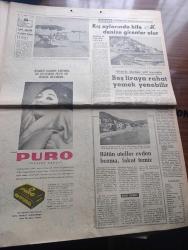 Hürriyet Turizm Gazetesi - Turkish Newspaper - 16 Haziran 1965 - Akdeniz uçsuz bucaksız tabii plajlar beldesidir harita - İçel Doğu Akdeniz'in bir turist cennetidir - Mersin'e nasıl gidilir - Docteur Renaud Paris güzellik kremi - Antalya Konyaaltı plajı Fotoğrafı - Antalya'da nerede kalınır - çamlarla kaplı yamaçları denize kadar uzanan Şirin belde Marmaris Fotoğrafı - kolonyacılık Türkiye'de sanayi kolu haline geldi - Yılmaz Cenkel Fotoğrafı - tarih güzellik ve güneş diyarı Fethiye - Fethiye'de lokantalar sahil boyundadır Fotoğrafı - Tanınmış film yıldızı Sevda Ferdağ Puro tuvalet sabunu kullanıyor - Kamil Koç - Hatay Samandağı plajlarında denize girmeye doyum olmaz Fotoğrafı - antakya'ya nasıl gidilir - Kleopatra'nın Deniz banyosu yaptığı ve guruplarını seyrettiği belde Manavgat Fotoğrafı - Sorgun ve Homa Manavgat'ın bu iki köyü ideal bir dinlenme yeridir - Alanya'da Turizm için her şey var Fotoğrafı - Alanya'da nerede yemek yenir - astımlı hastalar için Damlataş mağarası Fotoğrafı