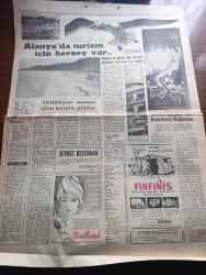Hürriyet Turizm Gazetesi - Turkish Newspaper - 16 Haziran 1965 - Akdeniz uçsuz bucaksız tabii plajlar beldesidir harita - İçel Doğu Akdeniz'in bir turist cennetidir - Mersin'e nasıl gidilir - Docteur Renaud Paris güzellik kremi - Antalya Konyaaltı plajı Fotoğrafı - Antalya'da nerede kalınır - çamlarla kaplı yamaçları denize kadar uzanan Şirin belde Marmaris Fotoğrafı - kolonyacılık Türkiye'de sanayi kolu haline geldi - Yılmaz Cenkel Fotoğrafı - tarih güzellik ve güneş diyarı Fethiye - Fethiye'de lokantalar sahil boyundadır Fotoğrafı - Tanınmış film yıldızı Sevda Ferdağ Puro tuvalet sabunu kullanıyor - Kamil Koç - Hatay Samandağı plajlarında denize girmeye doyum olmaz Fotoğrafı - antakya'ya nasıl gidilir - Kleopatra'nın Deniz banyosu yaptığı ve guruplarını seyrettiği belde Manavgat Fotoğrafı - Sorgun ve Homa Manavgat'ın bu iki köyü ideal bir dinlenme yeridir - Alanya'da Turizm için her şey var Fotoğrafı - Alanya'da nerede yemek yenir - astımlı hastalar için Damlataş mağarası Fotoğrafı