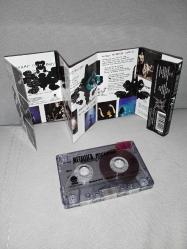 Kaset Metallica Reload albümü. Orijinal. 1997 baskı. A4 şarkısı 10 saniye kayıt yemiş. Kartonet tertemiz.