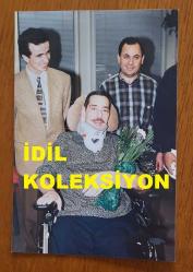 AYDIN MENDERES'İN ORİJİNAL 2'Lİ FOTOĞRAF SETİ - 15 x 10 cm EBADINDA - AYDIN MENDERES HASTANEDE TEDAVİ GÖRDÜĞÜ SÜREÇTE EŞİ ÜMRAN MENDERES, SERDAR GÖKHAN ve SEVENLERİYLE BİRLİKTE VAKİT GEÇİRİRKEN ÇEKİLMİŞ 2 FARKLI KARE... ÖZEL ARŞİV!