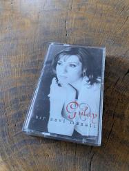 GÜLAY - BİR SEVİ MASALI - KASET