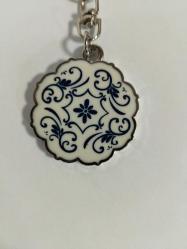 Harika desenli çini anahtarlık