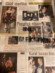 HAFTA SONU DERGİ - GAZETESİ DOĞUM GÜNÜ HEDİYESİ (TURKİSH -MAGAZINE - NEWSPAPER) - TAM TAKIM 8 SAYFADIR - 11 MART 1988 - Sayı:11 -Asım ve Aziz Ekren-İbrahim Ekren-Şevkiye Özbey-Zeynep Ekren kaynanasının cenazesine gitmedi-Rıfat Çini-Mehtap Ar-Nahide Karaevli-Süleyman Demirel-Haydar Özalp-Mesut Yılmaz-Tınaz Titiz-Adnan Kahveci-Zafer sesam-Hülya Koçyiğit-Mahmut Hekimoğlu-Atıf Yılmaz-Hulki Saner-Halit Refiğ-Abdurrahman Keskiner-Mustafa Tınaz Titiz-Mediha Demirkıran-Vedat Araz-Feriha Şen-Ayşegül Aldinç-Tarık Murat-Çeçilya-Semra Daymaz-Barış Manço-Özlem Yüksek-Yeşim Vatan-MFÖ-Nilüfer-izzet Öz-grup lokomotif-kurtalan Express Dündar Yıldız-Nilgün Ersoy-Nilgün Ersoy-perihan Sözen-Necla akben-coca cola-Gönül Şenay-Halil Akben-Bayan Özses-Betina Hakko-Ayşe Beyazıt-Nil Büyükgiray-Sezen Malta-Füsun Gürel-Ali Şen-Abdullah Acar-Berrin Acar-Altay Özgen-Saadet Acar-Mesut Dizdar-