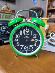 Batı Alman Antika Kurmalı Masa Saati