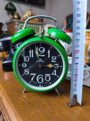 Batı Alman Antika Kurmalı Masa Saati