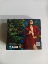 Demet akalın aşk  albümü  orjinal  acılmamış ambalajında sıfır  koleksiyon müzik cd leri  YILMAZ VİDEO