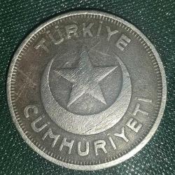 TÜRKİYE  1940  10 KURUŞ