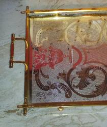 19680-ESKİLERDEN PİRİNÇ KULPLU ALTIN YALDIZ İŞLEMELİCAM ÇAY TEPSİSİ