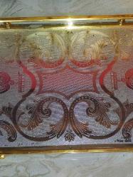 19680-ESKİLERDEN PİRİNÇ KULPLU ALTIN YALDIZ İŞLEMELİCAM ÇAY TEPSİSİ