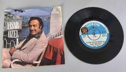 YAŞAR ÖZEL - BU KADAR YÜREKTEN ÇAĞIRMA BENİ, AĞLAR GEZERİM 45 LİK PLAK 8,5+ KOND.