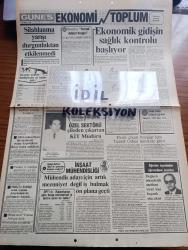 Güneş Gazetesi - Turkish Newspaper - 1 Haziran 1982 - silahlanma yarışı durgunluktan etkilenmedi - Brezilya sosyal adalet vergisi uygulamasına başladı - dünyayı silahla besleyenler ne kadar sattı - ekonomik gidişin sağlık kontrolü başlıyor - Exocet füzesi karaborsa'ya düştü - özel sektörü çileden çıkartan KiT müdürü Bülent Tanlıkulu Fotoğrafı - Haliçin kirliliği artık Galata köprüsünü de çürütmeye başladı - Fransa cumhurbaşkanı Ve sosyalist Parti lideri Francios Mitterand Fransa Avrupa para sisteminden ayrılabilir - hangi diploma nasıl bir geleceğin kapısını aralıyor yazı dizisi - DPT'nin rakamlarına göre hangi mühendisin iş bulma şansı ne kadar - Bir Amerikan dolarının bugünkü değeri - altın kapanış fiyatları - dünya para piyasasında son değerler - OYAK Renault sermayesini 2 milyar liraya yükseltiyor - DEVA sermayesini 300 milyon liraya çıkarıyor - BAGFAŞ'ın 10. Kuruluş yıldönümü törenle kutlandı - kelebek mobilya - Maçka inşaat fakültesi öğretim üyesi doçent doktor M. Nuray Aydınoğlu