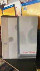 Yeşim Akdeniz. [Sergi kataloğu] Metin: Christiane Opitz