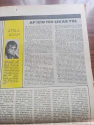 Dünya Gazetesi - Turkish Newspaper - 29 Haziran 1977 - Adalet Partisi Milli Selamet Partisi Ve Milliyetçi Hareket Partisi meclis'i terk etti - 40 sayfalık programı meclis ve senatoda Bülent Ecevit okudu fotoğraf- Bülent Ecevit lokavtın kaldırılması veya bu kabul edilmezse kötüye kullanılmasına karşı etkin önlemler önerilecektir dedi Fotoğrafı - hükümet kısa süreli ekonomik onarma programı uygulayacak - Dış Ticaret ve devlet proje ofisi kurulacak - Bülent Ecevit hükümetimiz köylerde ve dar gelirli yörelerde cami yapımına yardımcı olacaktır Fotoğrafı - Süleyman Demirel geldikleri gibi gideceklerdir dedi - öğrenci yurtlarında iş yerlerinde güvenlik tedbiri alınacak - öğrenciler arasındaki çatışmalar önlenecek - mecliste program okunurken berber ve boyacılar çalışmalarına devam ediyorlardı Fotoğrafı - meclis lokantası dolup dolup boşalıyordu - Ben görevimi yapıyorum yazan Cihad Baban - AP için tek çıkar yol yazan Attilla İlhan - sosyal hizmetin değeri I yazan Lütfi Doğan - Varan Ticaret