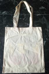 BOB MARLEY BOYA BASKILI AMERİKA MALI BEZ KOL ÇANTASI.  HİÇ KULLANILMADI. KOLEKSİYONLUK VE KULLANIMLIK BÜYÜK BOY