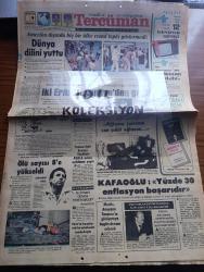 Halka ve Olaylara Tercüman Gazetesi - Turkish Newspaper - 9 Ağustos 1982 - Amerika dışında hiçbir ülke Esenboğa saldırısı için resmi tepki göstermedi - Esenboğa'da iki saat 15 dakika süren operasyonda ikinci Ermeni terörist de polisler tarafından vurularak ele geçirildi Fotoğrafı - İki Ermeni teröristin sovyet yönetiminde Hammuriye Kampında eğitim gördükleri sanılıyor - fransa'daki Ermeni teşkilatı ASALA adına açıklama yaptı - Kanlı Esenboğa baskınında ölü sayısı 8'e yükseldi - Kahraman polis memuru Atilla Bahşi şehit oldu - Levon Ekmekçiyan vuruldu - Şehit Emniyet Müdürü Hamdi Yahyaoğlu'nun anası vatan sağ olsun dedi fotoğraf - bu Ermeni davası nasıl başladı yazan Mehmet Bican - Maliye Bakanı Adnan Başer Kafaoğlu yüzde 30 enflasyon başarıdır dedi - Analar ağlıyor yazan Ahmet Kabaklı - milletin sesi yazan Rauf Tamer - Esenboğa havalimanı baskınından fotoğraflar  - güreşçi Yusuf Cambaz Kleptoman ithamlarına cevap verdi fotoğraf - Pele ve Dino Zoff kupa ile taraftarı selamlarken Fotoğraf