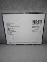 Cd pet shop boys discography albümü. Orijinal 1991 Amerikan baskı. Disk 10 üzerinden 9.5 sorunsuz çalışıyor koleksiyonluk
