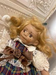 çilli porselen bebek