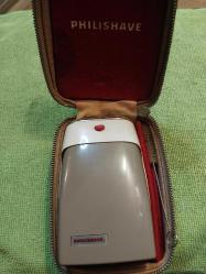 Traş Makinesi, 1968 PHILIPS PHILISHAVE  MADE IN HOLLAND 6V DC PİLLİ ÇİFT BIÇAKLI TRAŞ MAKİNESİ İKİ ADET AA KALEM PİL İLE ÇALIŞMAKTA İLK PİLLİ MAKİNELERDEN..
