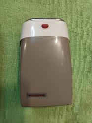 Traş Makinesi, 1968 PHILIPS PHILISHAVE  MADE IN HOLLAND 6V DC PİLLİ ÇİFT BIÇAKLI TRAŞ MAKİNESİ İKİ ADET AA KALEM PİL İLE ÇALIŞMAKTA İLK PİLLİ MAKİNELERDEN..