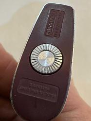 Çok Eski Çok Çok Temiz Durumda RONSON çakmak alt kısmında kaçırma var